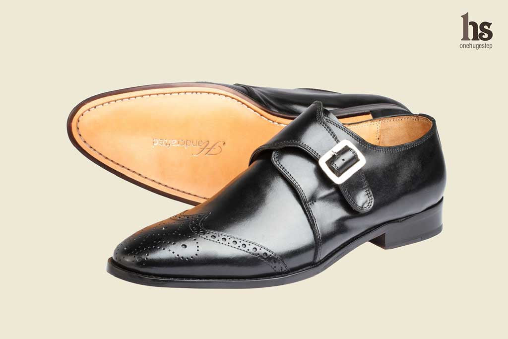 Wing Cap Single Strap Brogue Monk With Medallion- Black