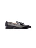 Tassel loafer with cord stitching on the vamp