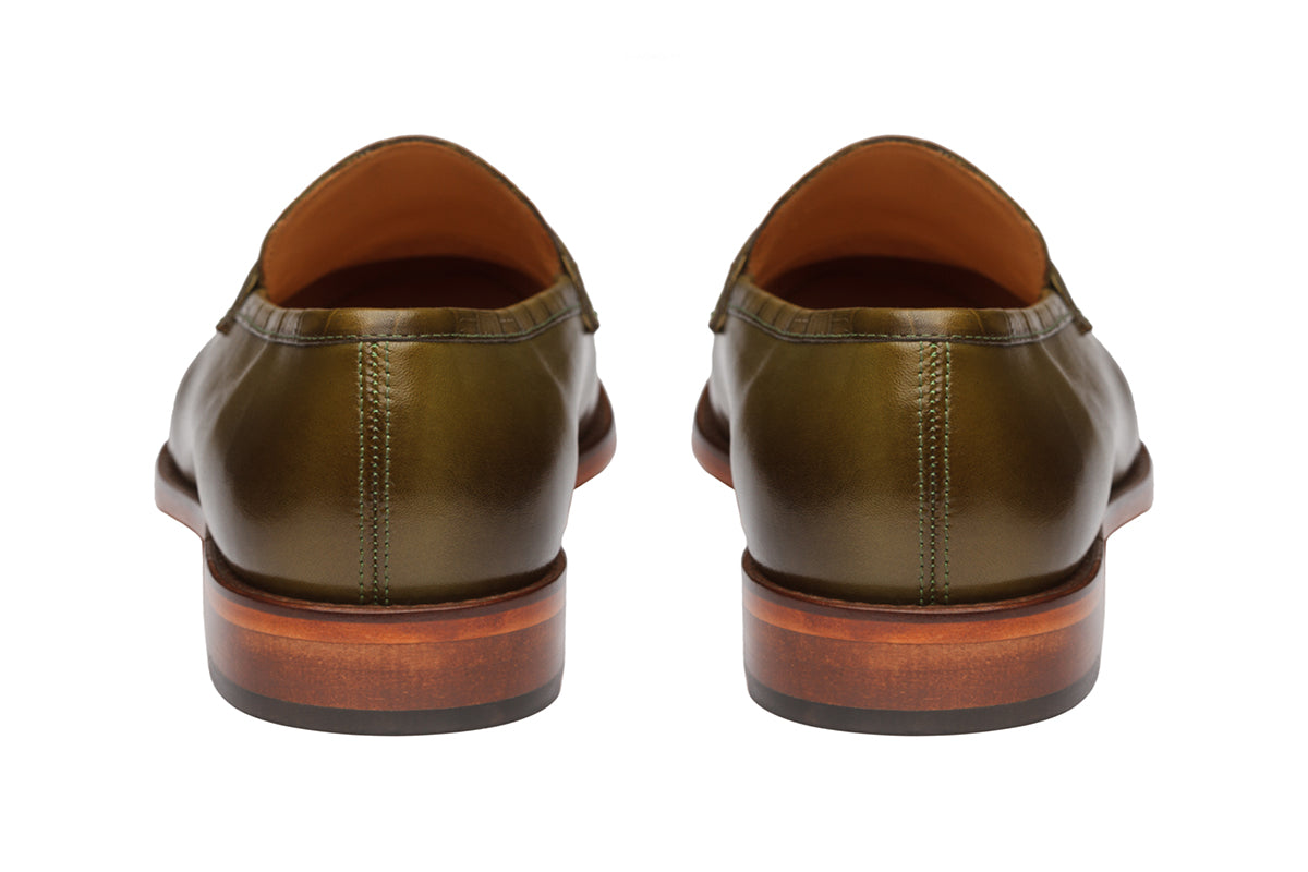 CROC PENNY LOAFER WITH TEXTURED SADDLE-CO
