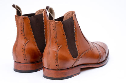 toecap brogue chelsea boots