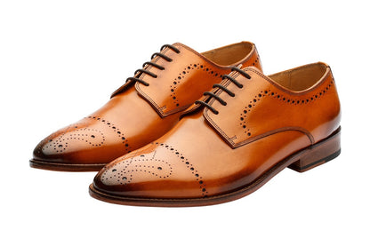 BROGUE DERBY WITH MEDALLION – CUOIO