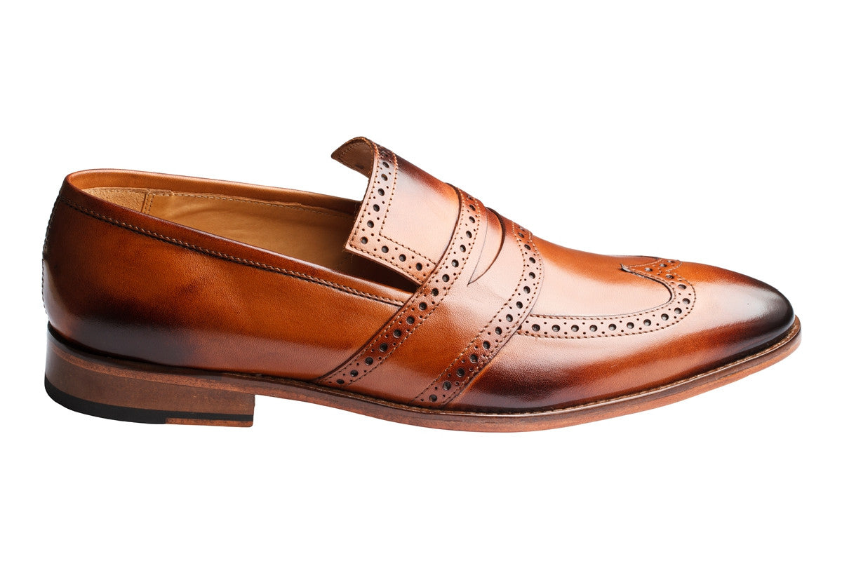 WINGCAP BROGUE PENNY LOAFER – TAN