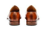 BROGUE DERBY WITH MEDALLION –TAN