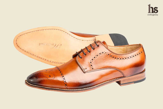 Brogue Derby With Medallion – Tan