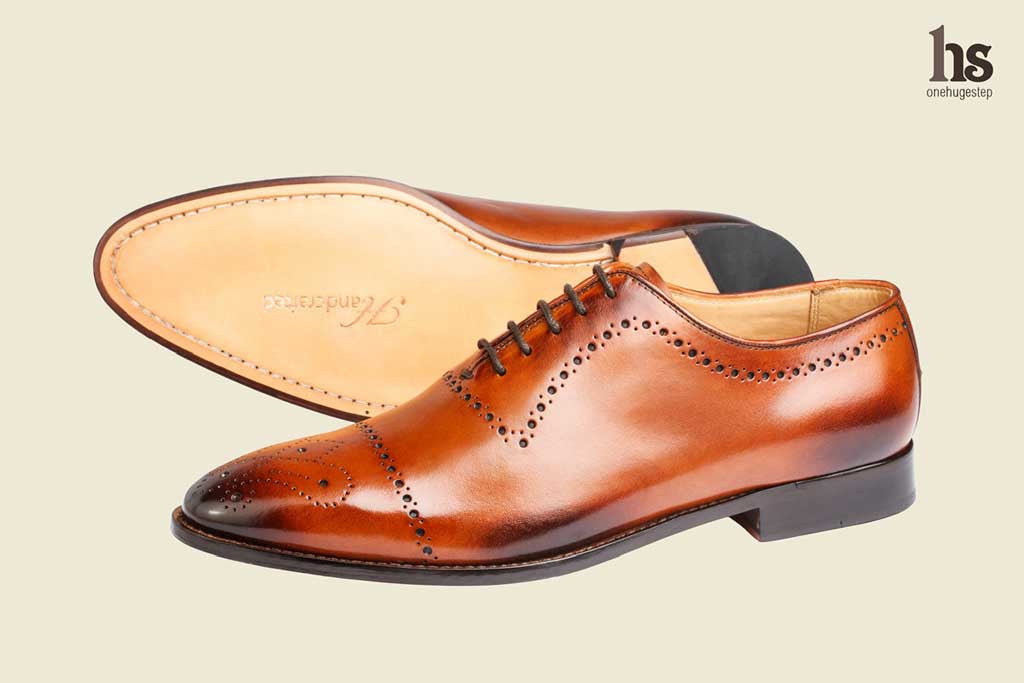 Brogue Oxford With Medallion – Tan