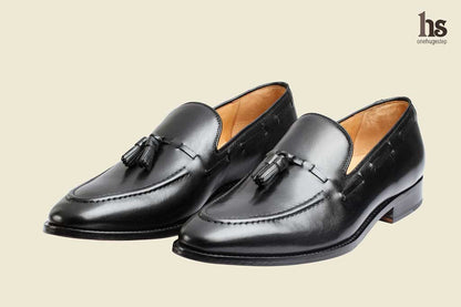 Tassel Loafer With Cord Stich On The Vamp- Black