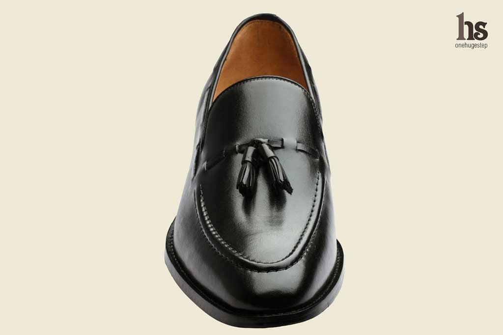 Tassel Loafer With Cord Stich On The Vamp- Black